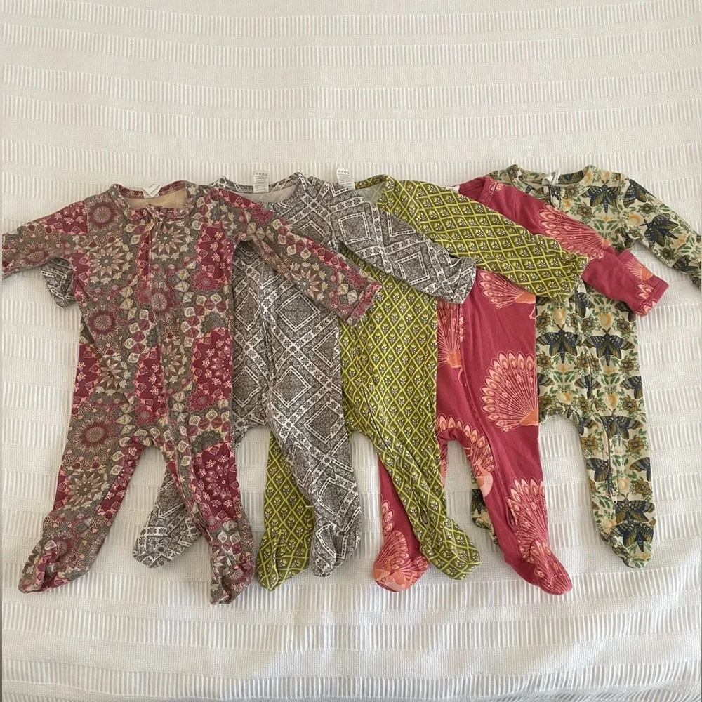Kate Quinn | Bundle of 5 Long sleeve two way zipper footies 100% organic cotton - Picture 1 of 6